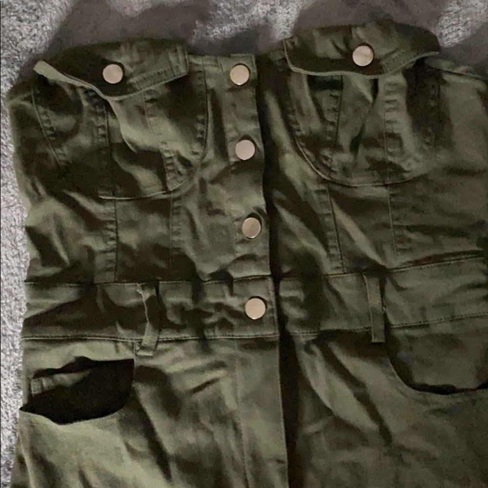Dress - Picture 2 of 4